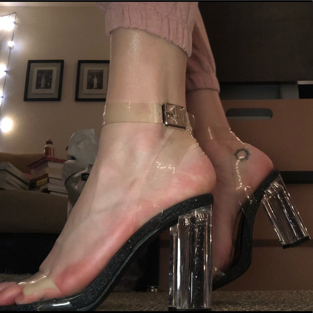 Size 37 (us 7) glitter clear multicolor block heel with clear straps